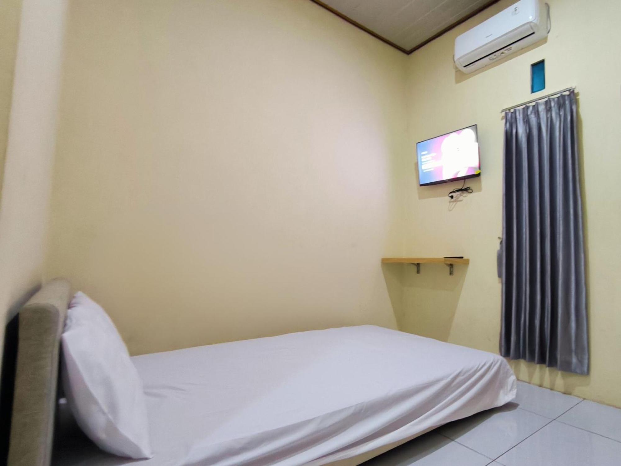 Nn Guesthouse Solo Dış mekan fotoğraf