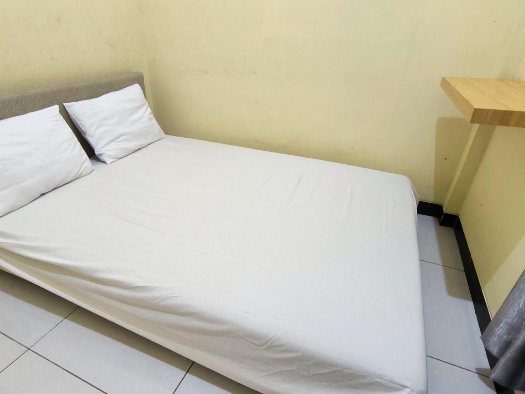 Nn Guesthouse Solo Dış mekan fotoğraf